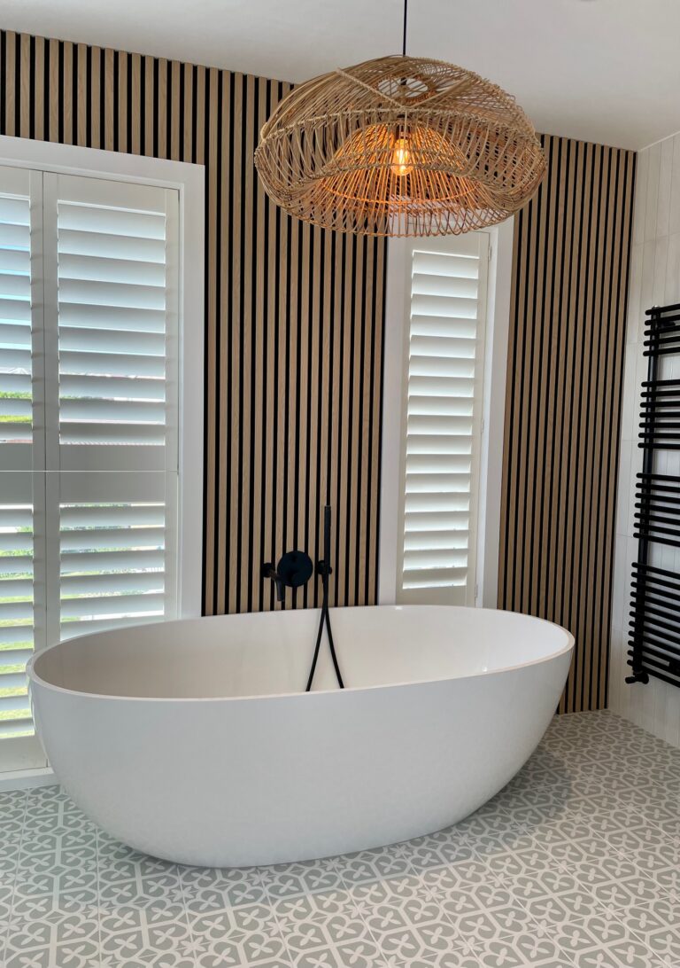Picture Idea: Luxury Ensuite Bathroom Redesign
